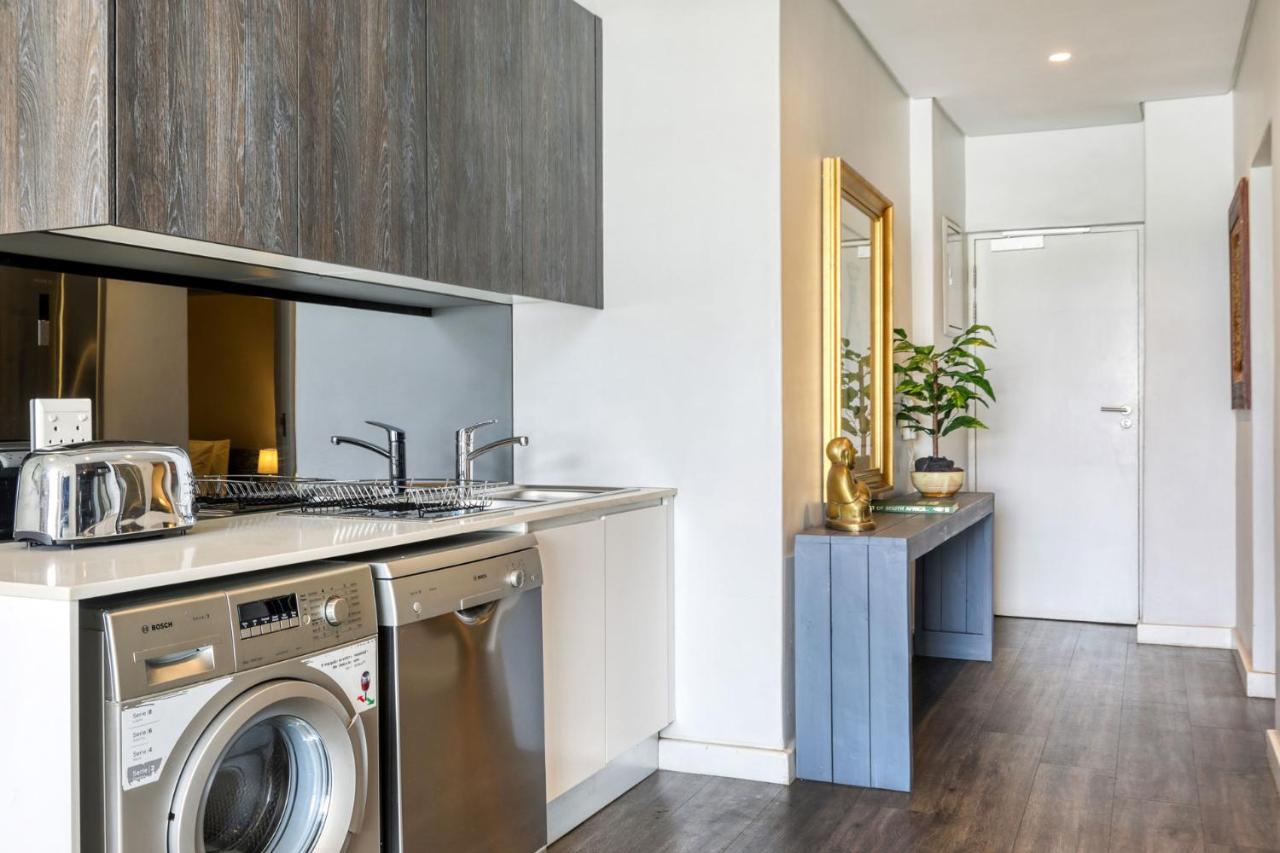 Backup-Powered Classic Luxury Apartment Cape Town Eksteriør bilde